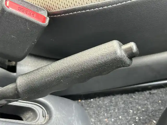 スズキ ジムニー ランドベンチャー 静岡県 2016(平28)年 4.2万km クールカーキPM ケンウッドナビ/Bluetooth/SD/CD/DVD/USB/シートヒーターD席/ETC/ワンセグ/ドライブレコーダー/４WD/フロントフォグランプ/ドアバイザー/背面タイヤハードカバー/ウインカーミラー