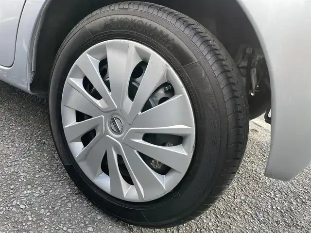 日産 デイズ X 神奈川県 2014(平26)年 3.3万km シルバー 純正ナビMMM114D-W/ワンセグTV/アラウンドビューモニター/スマートキー/プッシュスタート/LEDヘッドライト/電格ミラー/純正ホイールキャップ/カラーコードA31