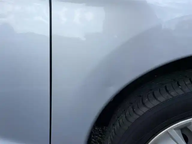 日産 デイズ X 神奈川県 2014(平26)年 3.3万km シルバー 純正ナビMMM114D-W/ワンセグTV/アラウンドビューモニター/スマートキー/プッシュスタート/LEDヘッドライト/電格ミラー/純正ホイールキャップ/カラーコードA31