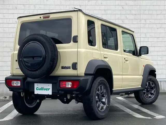 スズキ ジムニー ノマド FC 静岡県 2025(令7)年 0.1千km ベージュⅡ スズキセーフティサポート/LEDオートヘッドランプ/レーダークルーズコントロール/リアクリアランスソナー/オートハイビーム/ヘッドライトウォッシャー/ヒーテッドドアミラー/革巻きステアリング/スマートキー＆プッシュスタート/アイドリングストップ/ワンオーナー/4WD/シートヒーター(前席)/純正15インチアルミホイール/カラーコード：E5JC17