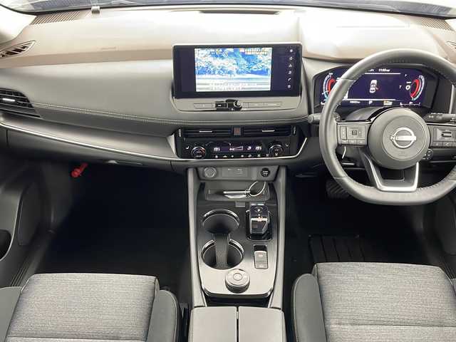 日産 エクストレイル X e－4ORCE 道央・札幌 2023(令5)年 1.7万km ダイヤモンドブラック ４WD/エマージェンシーブレーキ/メーカー12インチナビ/【BT/USB/AM/FM】/フルセグTV/バックカメラ/アラウンドビューカメラ/ETC/ナビ連動型ドラレコ/ステアリングスイッチ/全席シートヒーター/D席パワーシート/純正アルミ/純正バイザー/スペアキー/保証書
