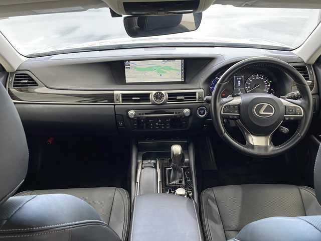 レクサス ＧＳ 450h Iパッケージ 栃木県 2019(平31)年 1.9万km ソニッククォーツ 純正ナビ/（CD/DVD/フルセグTV/BT/AUX/USB)/バックカメラ/レクサスセーフティシステムプラス/・プリクラッシュセーフティシステム/・レーンキーピングアシスト/・オートマチックハイビーム/・レーダークルーズコントロール/前後コーナーセンサー/ETC2.0 /ドライブレコーダー/パワーシート/シートヒーター/シートエアコン/メモリーシート/オートライト/シートヒーター/シートエアコン/メモリーシート/オートライト/LEDヘッドライト/横滑り防止装置/フォグランプ/プッシュスタート/純正アルミホイール/純正フロアマット