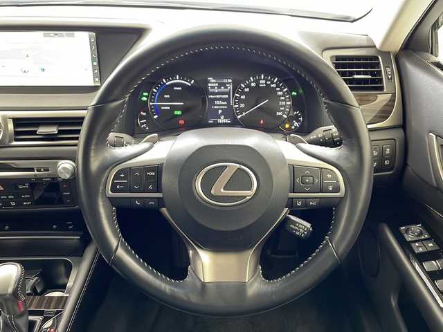 レクサス ＧＳ 450h Iパッケージ 栃木県 2019(平31)年 1.9万km ソニッククォーツ 純正ナビ/（CD/DVD/フルセグTV/BT/AUX/USB)/バックカメラ/レクサスセーフティシステムプラス/・プリクラッシュセーフティシステム/・レーンキーピングアシスト/・オートマチックハイビーム/・レーダークルーズコントロール/前後コーナーセンサー/ETC2.0 /ドライブレコーダー/パワーシート/シートヒーター/シートエアコン/メモリーシート/オートライト/シートヒーター/シートエアコン/メモリーシート/オートライト/LEDヘッドライト/横滑り防止装置/フォグランプ/プッシュスタート/純正アルミホイール/純正フロアマット