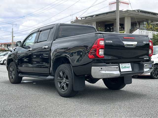 トヨタ ハイラックス Z 沖縄県 2020(令2)年 7.1万km アティチュードブラックマイカ 禁煙車　/ワンオーナー/トノカバー　/純正ナビ　/　（AM/FM/CD/DVD/BT）/フルセグＴＶ　/レーダークルーズ　/ＤＡＣ　/レーンアシスト　/パワーヒーター　/プリクラッシュセーフティー　/排出ガス浄化スイッチ　/デフロック/コーナーセンサー/純正17インチAW/純正フロアマット/スマートキー