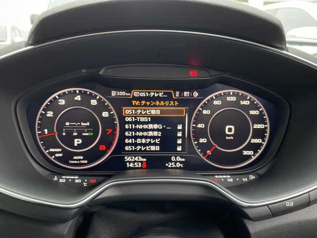 アウディ ＴＴクーペ 1．8TFSI 1st E 東京都 2016(平28)年 5.7万km ミトスブラックメタリック 新車時保証書 整備記録簿/取扱説明書 /アシスタンスP/クルーズコントロール/純正ナビ/フルセグTV/SD/CD/DVD/BT/USB/AUX/バックカメラ ETC【DSRC】/Fドライブレコーダー/LEDライト/オートライト/スマートキー×2/パドルシフト付革巻きハンドル/コーナーセンサー/純正18インチアルミ