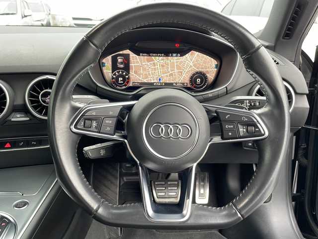 アウディ ＴＴクーペ 1．8TFSI 1st E 東京都 2016(平28)年 5.7万km ミトスブラックメタリック 新車時保証書 整備記録簿/取扱説明書 /アシスタンスP/クルーズコントロール/純正ナビ/フルセグTV/SD/CD/DVD/BT/USB/AUX/バックカメラ ETC【DSRC】/Fドライブレコーダー/LEDライト/オートライト/スマートキー×2/パドルシフト付革巻きハンドル/コーナーセンサー/純正18インチアルミ