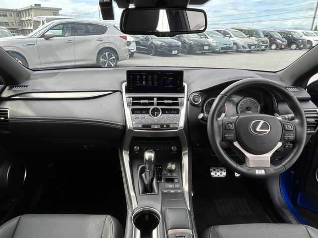 レクサス ＮＸ 300 Fスポーツ 滋賀県 2020(令2)年 3.2万km ヒートブルーコントラストレイヤリング 純正9型ナビ/・Bluetooth/フルセグ/・CD/DVD/バックカメラ/革巻きステアリング/ステアリングリモコン/ステアリングヒーター/パドルシフト/ETC/ドライブレコーダー/レーダークルーズコントロール/前席パワーシート/前席シートヒーター/前席エアシート/レザーシート/パワーバックドア/オートリトラミラー/LEDオートライト/フォグライト/レクサスセーフティ/・レーントレーシングアシスト/・プリクラッシュセーフティ/・パーキングサポートアシスト/・ロードサインアシスト/・ブラインドスポットモニター/スマートキー