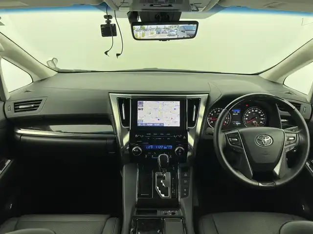 トヨタ アルファード S Cパッケージ 富山県 2022(令4)年 1.7万km ホワイトパールクリスタルシャイン 純正ナビ（AM/FM/USB/BT/Miracast）/フルセグTV/バックカメラ/サンルーフ/フロントモデリスタエアロ/衝突被害軽減ブレーキ/レーンキープアシスト/レーダークルーズコントロール/オートマチックハイビーム/LEDヘッドライト/クリアランスソナー/両側パワースライドドア/電動リアゲート/レザーシート/前席ベンチレーションシート/ドライブレコーダー/ビルトインETC/取扱説明書/保証書