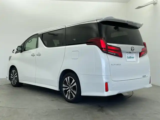トヨタ アルファード S Cパッケージ 富山県 2022(令4)年 1.7万km ホワイトパールクリスタルシャイン 純正ナビ（AM/FM/USB/BT/Miracast）/フルセグTV/バックカメラ/サンルーフ/フロントモデリスタエアロ/衝突被害軽減ブレーキ/レーンキープアシスト/レーダークルーズコントロール/オートマチックハイビーム/LEDヘッドライト/クリアランスソナー/両側パワースライドドア/電動リアゲート/レザーシート/前席ベンチレーションシート/ドライブレコーダー/ビルトインETC/取扱説明書/保証書