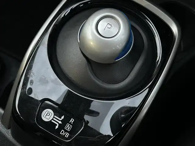 日産 ノート e－パワー X Bアロー 島根県 2020(令2)年 2万km ブリリアントシルバー 登録時走行距離19913km/社外ナビ(CN-301B)/BT/AM/FM/衝突被害軽減システム/車線逸脱警報/横滑り防止装置/ETC/アイドリングストップ/オートライト/電動格納ミラー/プッシュスタート/スマートキー/フロアマット/禁煙車