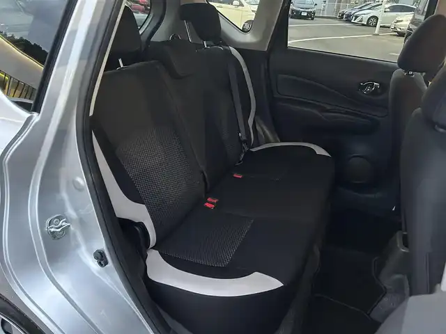 日産 ノート e－パワー X Bアロー 島根県 2020(令2)年 2万km ブリリアントシルバー 登録時走行距離19913km/社外ナビ(CN-301B)/BT/AM/FM/衝突被害軽減システム/車線逸脱警報/横滑り防止装置/ETC/アイドリングストップ/オートライト/電動格納ミラー/プッシュスタート/スマートキー/フロアマット/禁煙車