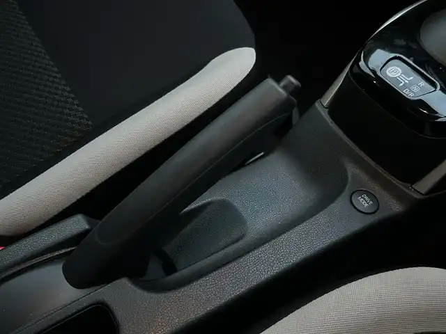 日産 ノート e－パワー X Bアロー 島根県 2020(令2)年 2万km ブリリアントシルバー 登録時走行距離19913km/社外ナビ(CN-301B)/BT/AM/FM/衝突被害軽減システム/車線逸脱警報/横滑り防止装置/ETC/アイドリングストップ/オートライト/電動格納ミラー/プッシュスタート/スマートキー/フロアマット/禁煙車
