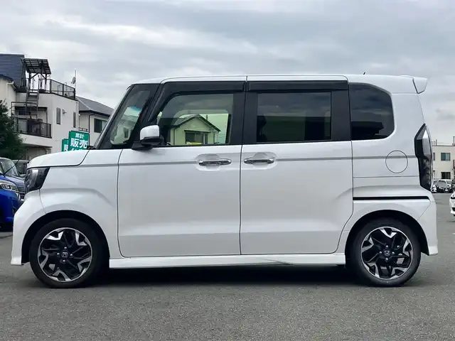 ホンダ Ｎ ＢＯＸ カスタム G L ターボ ホンダセンシング 静岡県 2020(令2)年 4.8万km プラチナホワイトパール SDナビ（CD/DVD/BT/フルセグ）/KENWOOD製MDV-M906HDL/バックカメラ/ホンダセンシング/ドライブレコーダー/D席N席シートヒーター/両側パワースライドドア/コーナーセンサー/レーンキープアシスト/オートライト/オートマチックハイビーム/LEDヘッドライト/W+サイドエアバッグ/カーテンエアバッグ/衝突軽減システム/エンジンスタートボタン/パワーステアリング/パワーウィンドウ/アイドリングストップ/オートエアコン/プラズマクラスター技術搭載フルオート/エアコンディショナー/USB入力端子/フロアマット/ハーフレザーシート/ベンチシート/オートリトラミラー/レルクリーンプラスシート