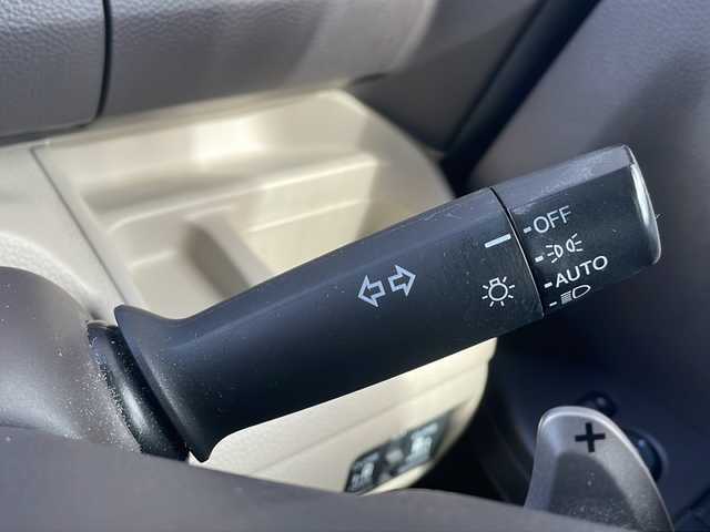 ホンダ Ｎ ＢＯＸ G L ターボ ホンダセンシング 広島県 2018(平30)年 6.7万km プレミアムアイボリーパールⅡ 純正8インチナビ/Bluetooth/CD/DVD/フルセグTV/フリップダウンモニター/前後ドライブレコーダー/バックカメラ/ビルドインETC/両側パワースライドドア/Honda SENSING/・衝突軽減ブレーキ（CMBS）/・誤発進抑制機能/・歩行者事故低減ステアリング/・路外逸脱抑制機能/・渋滞追従機能付アダプティブクルーズコントロール（ACC）/・車線維持支援システム（LKAS）/・先行車発進お知らせ機能/・標識認識機能/・後方誤発進抑制機能/LEDヘッドライト/オートマチックハイビーム/パドルシフト/純正フロアマット/スマートキ