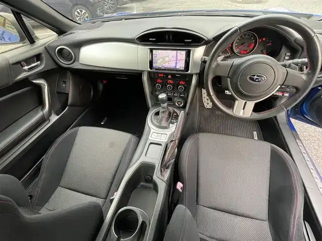 スバル ＢＲＺ S 千葉県 2012(平24)年 4.6万km WRブルーマイカ 社外メモリーナビ(フルセグ/BT/DVD/CD)/純正17インチアルミホイール/純正バケットシート/アルミペダル/パドルシフト/バックカメラ/前後ドライブレコーダー(セルスターCSD-790FHG)/HIDヘッドライト/MT付AT/ETC/オートライト/フォグ/デュアルエアコン/カーテンエアバック/スマートキー×２/保証書/取扱説明書/ナビ説明書