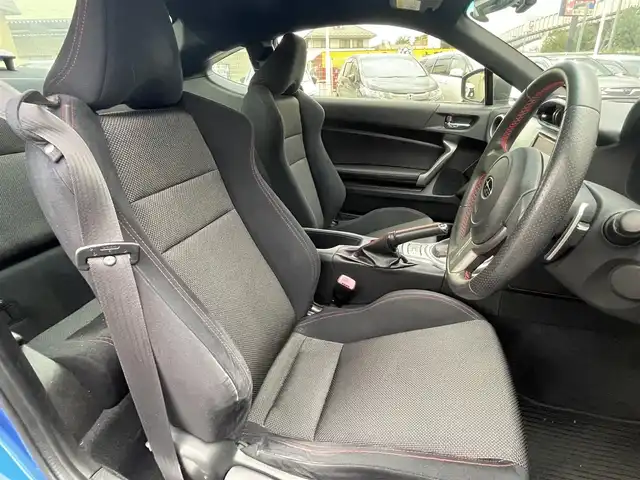 スバル ＢＲＺ S 千葉県 2012(平24)年 4.6万km WRブルーマイカ 社外メモリーナビ(フルセグ/BT/DVD/CD)/純正17インチアルミホイール/純正バケットシート/アルミペダル/パドルシフト/バックカメラ/前後ドライブレコーダー(セルスターCSD-790FHG)/HIDヘッドライト/MT付AT/ETC/オートライト/フォグ/デュアルエアコン/カーテンエアバック/スマートキー×２/保証書/取扱説明書/ナビ説明書