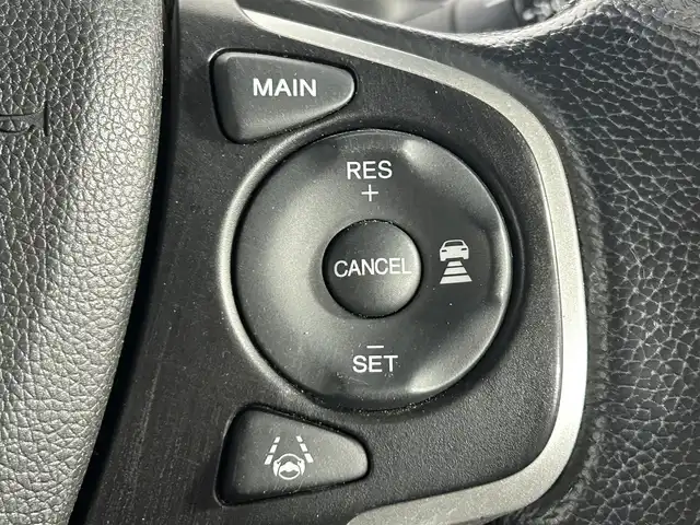 ホンダ ステップワゴン スパーダ 佐賀県 2015(平27)年 10.8万km プレミアムスパークルブラックパール 純正9インチナビ/Bluetooth/フルセグ/AM/FMCD/DVD/バックカメラ/ホンダセンシング/衝突軽減ブレーキ/オートクルーズコントロール/車線逸脱警報/レーンキープアシスト/誤発進抑制機能/先行車発進通知/標識認識機能/フリップダウンモニター/LEDヘッドライト/オートライト/片側パワースライドドア/ステアリングリモコン