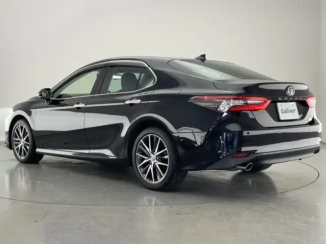 トヨタ カムリ G レザーパッケージ 愛知県 2022(令4)年 3.3万km アティチュードブラックマイカ 純正９型ＤＡナビ　黒革　シートヒーター　禁煙車　ＤＶＤデッキ　ＢＳＭ　ＨＵＤ　バックカメラ　追従クルコン　前後ドラレコ　ＥＴＣ　セーフティセンス　衝突軽減　パワーシート　ＬＥＤライト　コーナーセンサー