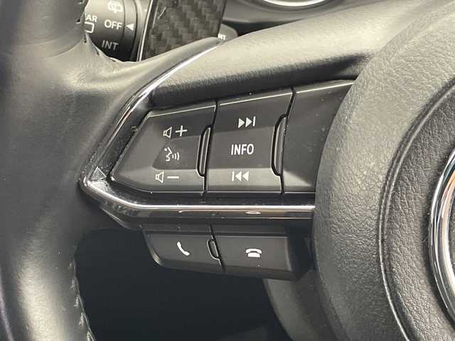 マツダ ＣＸ－８ XD スマートエディション 千葉県 2020(令2)年 5.7万km スノーフレイクホワイトパールマイカ i-ACTIVSENSE/アドバンストスマートシティブレーキサポート/AT誤発進抑制制御/レーンキープアシストシステム/アダプティブLEDヘッドライト/ブラインドスポットモニタリング/リアクロストラフィックアラート/ドライバーアテンションアラート/マツダレーダークルーズコントロール/360°ビューモニター＋フロントパーキングセンサー/交通標識認識システム/純正ナビ/　　CD/DVD/Bluetooth/AM/FM/フルセグ/ETC/前後ドライブレコーダー/パワーバックドア/純正17インチAW/純正フロアマット/オートライト/LEDライト/ヘッドアップディスプレイ/パドルシフト/ステアリングスイッチ/電子パーキング/オートブレーキホールド/プッシュスタート/スマートキー