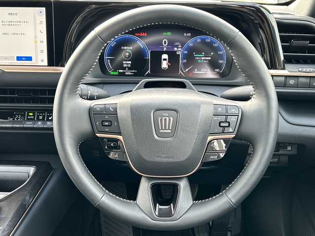 トヨタ クラウン スポーツ Z 佐賀県 2024(令6)年 0.7万km ブラック 4WD/ワンオーナー/パノラマルーフ/モデリスタエアロ(F/S/R)/黒レザーシート/純正12.3インチナビ/(フルセグ/Bluetooth/AppleCarPlay/AM/FM)/全方位カメラ/デジタルインナーミラー/ビルトインETC2.0/前後ドライブレコーダー/レーダークルーズコントロール/クリアランスソナー/プリクラッシュセーフティ/横滑り防止装置/レーンディパーチャーアラート/D/N席シートヒーター・エアーシート/D席メモリーシート/ステアリングヒーター/オートマチックハイビーム/パワーバックドア/純正21インチAW/純正フロアマット/スペアキー