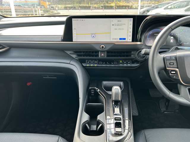 トヨタ クラウン スポーツ Z 佐賀県 2024(令6)年 0.7万km ブラック 4WD/ワンオーナー/パノラマルーフ/モデリスタエアロ(F/S/R)/黒レザーシート/純正12.3インチナビ/(フルセグ/Bluetooth/AppleCarPlay/AM/FM)/全方位カメラ/デジタルインナーミラー/ビルトインETC2.0/前後ドライブレコーダー/レーダークルーズコントロール/クリアランスソナー/プリクラッシュセーフティ/横滑り防止装置/レーンディパーチャーアラート/D/N席シートヒーター・エアーシート/D席メモリーシート/ステアリングヒーター/オートマチックハイビーム/パワーバックドア/純正21インチAW/純正フロアマット/スペアキー