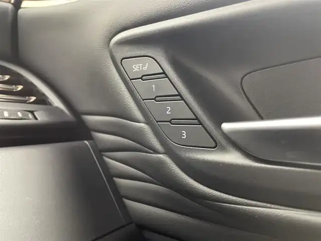 トヨタ アルファードハイブリット Z 宮城県 2025(令7)年 0.8万km ブラック モデリスタエアロ／マフラー/ムーンルーフ/全周囲カメラ/デジタルインナーミラー/純正ナビ/ＢＳＭ/安心降車アシスト/クリアランスソナー/アダプティブクルーコントロール/トヨタセーフティセンス/ETC2.0/パワーバックドア/ワイヤレス充電/ＨＤＭＩ入力端子/１００V電源/ローダウン/純正部品車載/禁煙車