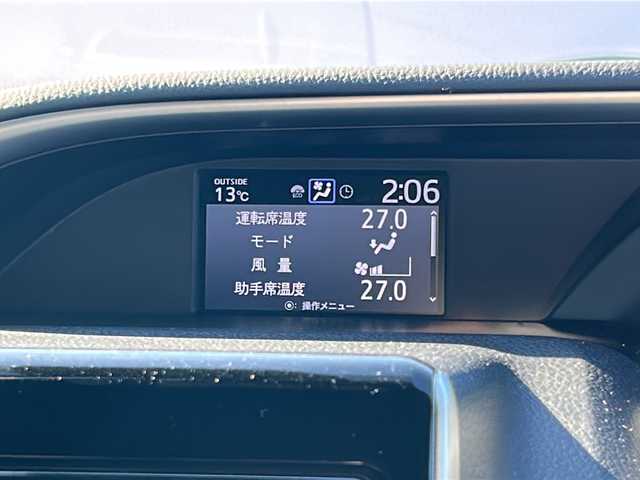 トヨタ ヴォクシー ZS 煌Ⅱ 岐阜県 2019(令1)年 3万km ホワイトパールクリスタルシャイン 純正ナビ/後席モニター/アイドリングストップ/ETC/Bluetooth/ドライブレコーダー/エアロ（モデリスタ）/コーナーセンサー/両側パワースライドドア/レーンキープアシスト/衝突軽減システム/LEDライト/オートライト/プッシュスタート/スマートキー/スペアキー/純正アルミホイール