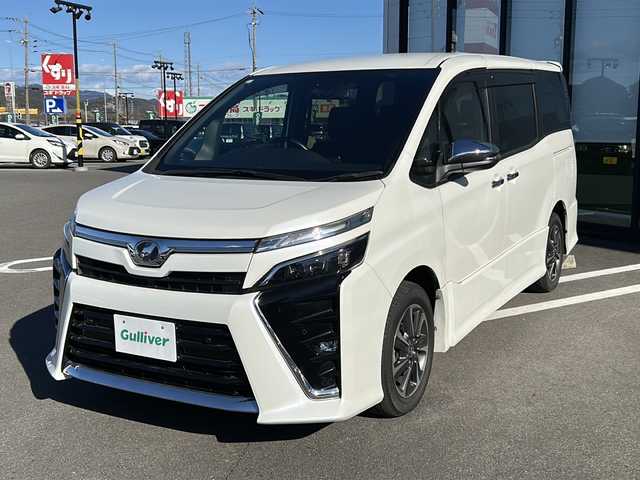 トヨタ ヴォクシー ZS 煌Ⅱ 岐阜県 2019(令1)年 3万km ホワイトパールクリスタルシャイン 純正ナビ/後席モニター/アイドリングストップ/ETC/Bluetooth/ドライブレコーダー/エアロ（モデリスタ）/コーナーセンサー/両側パワースライドドア/レーンキープアシスト/衝突軽減システム/LEDライト/オートライト/プッシュスタート/スマートキー/スペアキー/純正アルミホイール