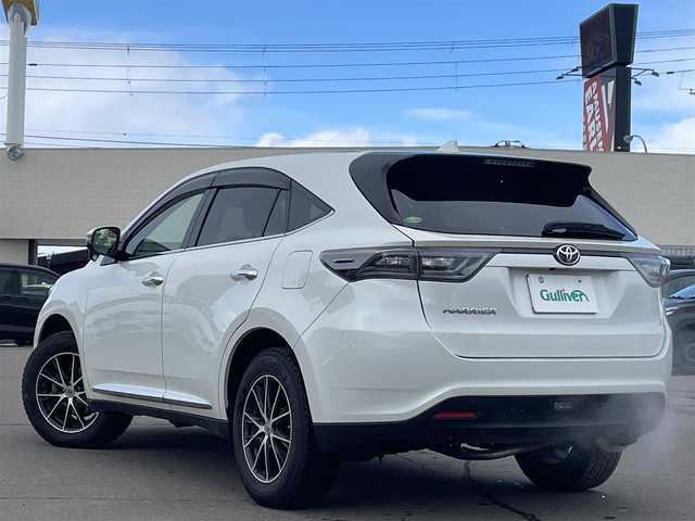 トヨタ ハリアー エレガンス 道東・釧路十勝 2014(平26)年 13万km ホワイトパールクリスタルシャイン 4WD/寒冷地仕様/純正ディーラーOPナビ/ (DISC/SD/BT)/ワンセグTV/バックカメラ/ビルトインETC/社外ドライブレコーダー/革巻きステアリング/ステアリングスイッチ/ハーフレザーシート/パワーシート/ (運転席)/プッシュスタート/スマートキー/スペアキー/社外エンジンスターター/社外17インチAW付サマータイヤ積込/社外17インチAW/純正LEDヘッドライト/オートライト/フォグランプ/ (フロント/リア)/ウインカーミラー/電動格納ミラー/純正ドアバイザー/純正フロアマット/横滑り防止装置/アイドリングストップ/取扱説明書/保証書