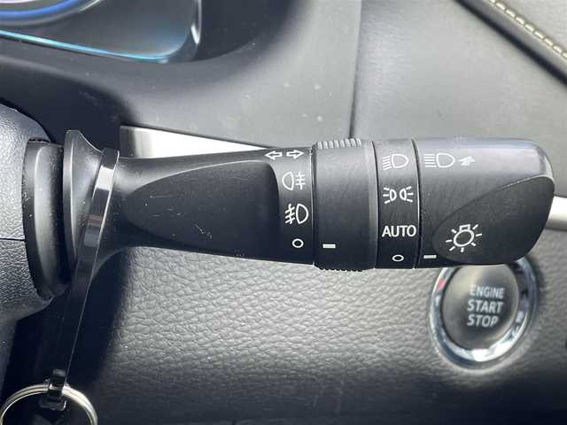 トヨタ ハリアー エレガンス 道東・釧路十勝 2014(平26)年 13万km ホワイトパールクリスタルシャイン 4WD/寒冷地仕様/純正ディーラーOPナビ/ (DISC/SD/BT)/ワンセグTV/バックカメラ/ビルトインETC/社外ドライブレコーダー/革巻きステアリング/ステアリングスイッチ/ハーフレザーシート/パワーシート/ (運転席)/プッシュスタート/スマートキー/スペアキー/社外エンジンスターター/社外17インチAW付サマータイヤ積込/社外17インチAW/純正LEDヘッドライト/オートライト/フォグランプ/ (フロント/リア)/ウインカーミラー/電動格納ミラー/純正ドアバイザー/純正フロアマット/横滑り防止装置/アイドリングストップ/取扱説明書/保証書