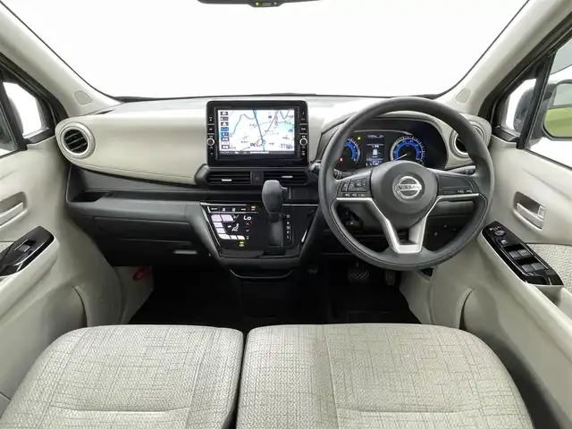 日産 デイズ X 熊本県 2019(令1)年 8.8万km アッシュブラウン/プレミアムオリーブメタリック 純正ナビMM319D-L（ＣＤ・ＤＶＤ・フルセグ・ＢＴ・ＳＤ・ｉｐｏｄ・ＡＵＸ）/全周囲カメラ　/ＥＴＣ　/エマージェンシーブレーキ/衝突軽減ブレーキ/車線逸脱警報機能/先行車発進お知らせ/標識認識機能/アイドリングストップ/純正フロアマット/純正１４インチAW/オートライト　/ＬＥＤヘッドライト/ライトリベライザー/スマートキー/プッシュスタート/スペアキー１本/保証書/取扱説明書