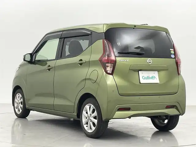 日産 デイズ X 熊本県 2019(令1)年 8.8万km アッシュブラウン/プレミアムオリーブメタリック 純正ナビMM319D-L（ＣＤ・ＤＶＤ・フルセグ・ＢＴ・ＳＤ・ｉｐｏｄ・ＡＵＸ）/全周囲カメラ　/ＥＴＣ　/エマージェンシーブレーキ/衝突軽減ブレーキ/車線逸脱警報機能/先行車発進お知らせ/標識認識機能/アイドリングストップ/純正フロアマット/純正１４インチAW/オートライト　/ＬＥＤヘッドライト/ライトリベライザー/スマートキー/プッシュスタート/スペアキー１本/保証書/取扱説明書