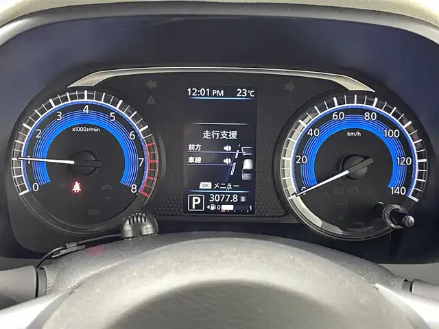 日産 デイズ X 熊本県 2019(令1)年 8.8万km アッシュブラウン/プレミアムオリーブメタリック 純正ナビMM319D-L（ＣＤ・ＤＶＤ・フルセグ・ＢＴ・ＳＤ・ｉｐｏｄ・ＡＵＸ）/全周囲カメラ　/ＥＴＣ　/エマージェンシーブレーキ/衝突軽減ブレーキ/車線逸脱警報機能/先行車発進お知らせ/標識認識機能/アイドリングストップ/純正フロアマット/純正１４インチAW/オートライト　/ＬＥＤヘッドライト/ライトリベライザー/スマートキー/プッシュスタート/スペアキー１本/保証書/取扱説明書