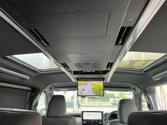 トヨタ アルファード Z 神奈川県 2024(令6)年 0.1万km プラチナホワイトパールマイカ ワンオーナー/モデリスタエアロ/マフラー/左右独立ムーンルーフ/ユニバーサルステップ/黒革シート/純正メモリーナビ・地デジTV/純正13.2インチ有機ELフリップダウンモニター/全方位カメラ/USB/BT/Miracast/HDMI再生/ワイヤレス充電/ビルトインETC2.0/前後ドライブレコーダー/トヨタセーフティセンス/両側パワースライドドア/純正18インチAW/LEDライト/LEDフォグ/パワーバックドア/コーナーセンサー/プッシュスタート/スマートキー×2/AC100V/ステアスイッチ/R7年ディーラー整備記録/保証書・ユーザーガイドあり
