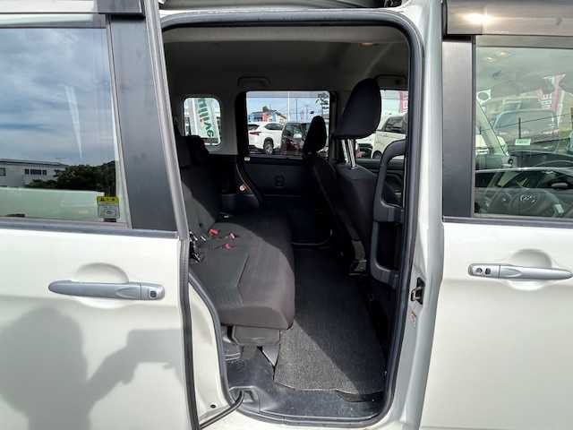 トヨタ タンク G S 静岡県 2018(平30)年 3.6万km パールホワイトⅢ 純正SDナビ/AM/FM/CD/BT/フルセグ/バックカメラ/純正フロアマット/スペアキー/クルーズコントロール/両側パワースライドドア/ETC/アイドリングストップ/ドライブレコーダー前/保障証/取扱説明書