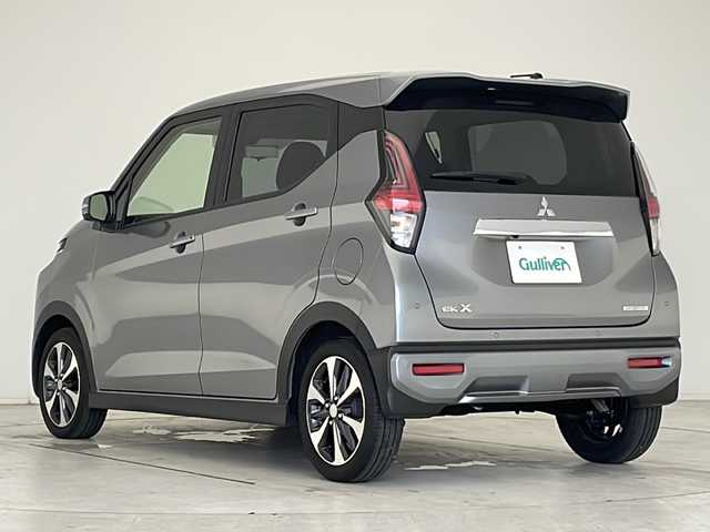 三菱 ｅＫクロス G プレミアム 愛知県 2024(令6)年 0.3万km チタニウムグレーメタリック マイパイロット/衝突軽減システム/純正ナビ/全方位カメラ/クルーズコントロール/シートヒーター/フルセグ/Bluetooth/バックカメラ/コーナーセンサー/純正アルミホイール/LEDヘッドライト/ステアリングヒーター/インテリジェントミラー/ダウンヒルアシストコントロール/オートマチックハイビーム/ステアリングスイッチ/スマートキー/プッシュスタート