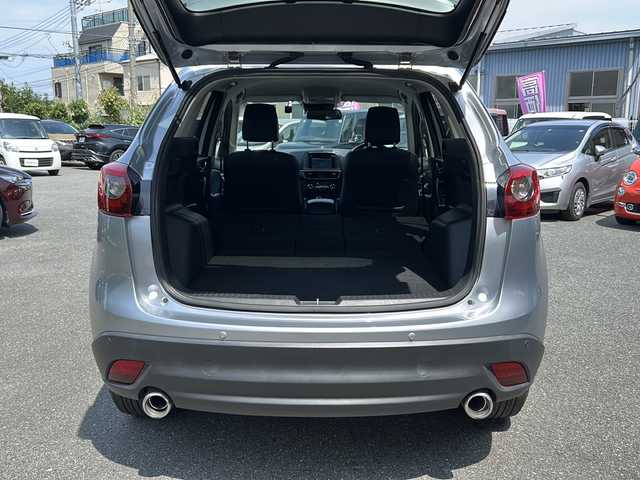 マツダ ＣＸ－５ XD Lパッケージ 埼玉県 2016(平28)年 4.8万km ソニックシルバーM ワンオーナー/本革シート/フロント両席パワーシート/シートポジションメモリー機能/フルセグテレビ/バックカメラ/クルーズコントロール/プッシュスタート/アイドリングストップ/キーレスエントリー/ETC/車間距離自動制御システム/アクセル踏み間違い防止装置/横滑り防止装置/トラクションコントロール/頸部衝撃緩和ヘッドレスト/EBD付きABS/アイドリングストップシステム/ISOFIX対応チャイルドシート固定バー/アルミホイール