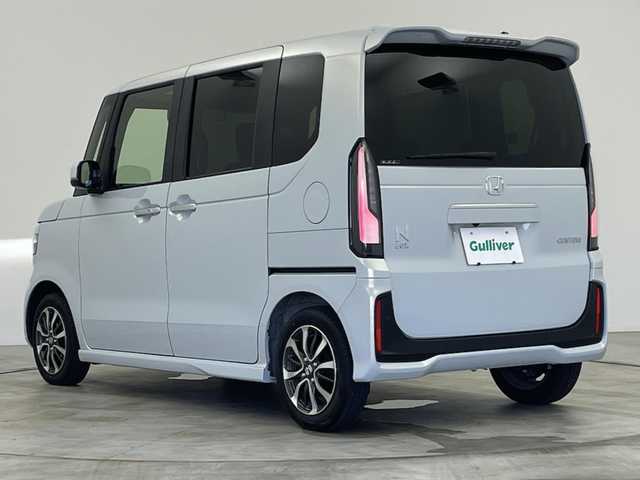 ホンダ Ｎ ＢＯＸ カスタム 群馬県 2024(令6)年 0.6万km プレミアムサンライトホワイトパール 衝突軽減　純正９インチナビ　両側パワースライドドア　　バックカメラ　ＬＥＤオートライト　アダプティブクルーズコントロール　純正１４インチアルミホイール　前後コーナーセンサー　前席シートヒーター　禁煙車