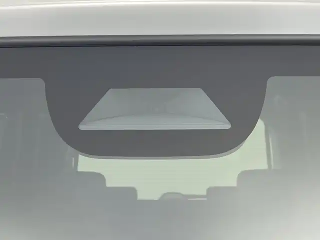 ホンダ Ｎ ＢＯＸ カスタム 群馬県 2024(令6)年 0.6万km プレミアムサンライトホワイトパール 衝突軽減　純正９インチナビ　両側パワースライドドア　　バックカメラ　ＬＥＤオートライト　アダプティブクルーズコントロール　純正１４インチアルミホイール　前後コーナーセンサー　前席シートヒーター　禁煙車
