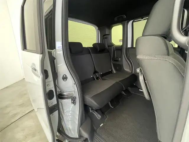 ホンダ Ｎ ＢＯＸ カスタム 群馬県 2024(令6)年 0.6万km プレミアムサンライトホワイトパール 衝突軽減　純正９インチナビ　両側パワースライドドア　　バックカメラ　ＬＥＤオートライト　アダプティブクルーズコントロール　純正１４インチアルミホイール　前後コーナーセンサー　前席シートヒーター　禁煙車