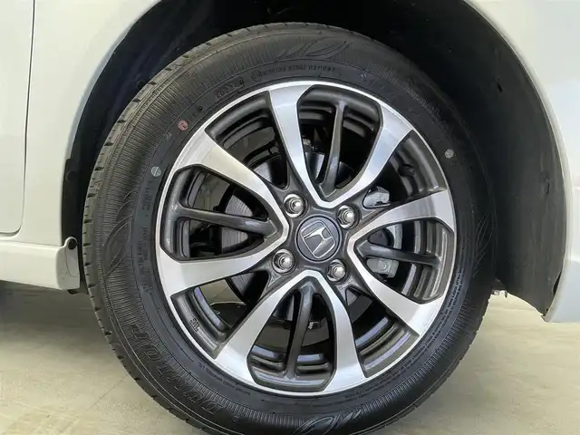 ホンダ Ｎ ＢＯＸ カスタム 群馬県 2024(令6)年 0.6万km プレミアムサンライトホワイトパール 衝突軽減　純正９インチナビ　両側パワースライドドア　　バックカメラ　ＬＥＤオートライト　アダプティブクルーズコントロール　純正１４インチアルミホイール　前後コーナーセンサー　前席シートヒーター　禁煙車