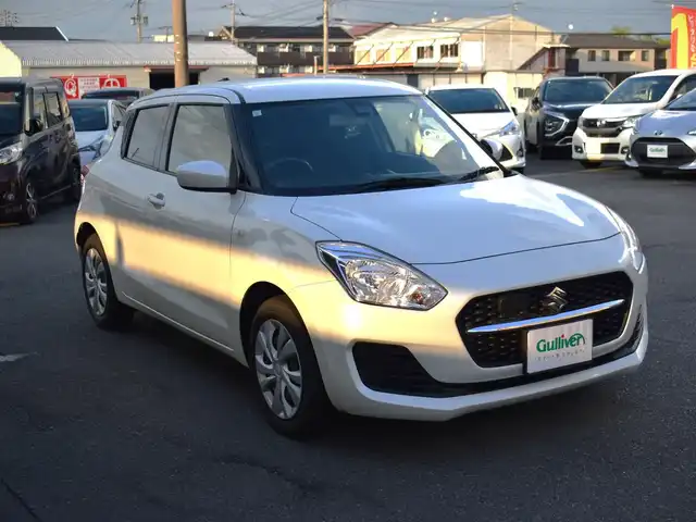 スズキ スイフト XG 福岡県 2023(令5)年 2.8万km ピュアホワイトP デュアルセンサーブレーキサポート/BSM/レーダークルーズコントロール/バックセンサー/運転席シートヒーター/純正フロアマット/プッシュスタート/スマートキー