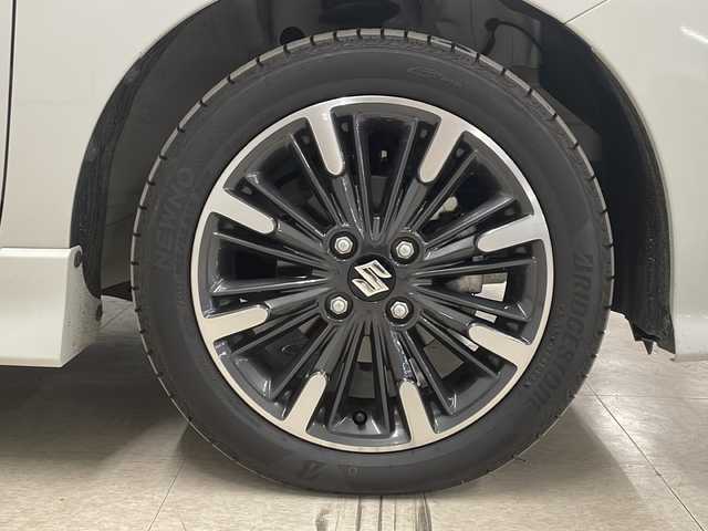 スズキ スペーシア カスタム HYBRID XS 熊本県 2022(令4)年 2.4万km ピュアホワイトP 社外メモリナビ（ＣＤ/ＤＶＤ/ＢＴ/ラジオ）/全方位カメラ/ＥＴＣ/前方ドライブレコーダー/両側パワースライドドア/後方コーナーセンサー/リアサーキュレーター/サンシェード/Ｄ席シートヒーター/ハーフレザーシート/衝突軽減システム/横滑り防止装置/レーンキープアシスト/プッシュスタート/スマートキー/純正15インチＡＷ/社外フロアマット/オートライト/フォグランプ