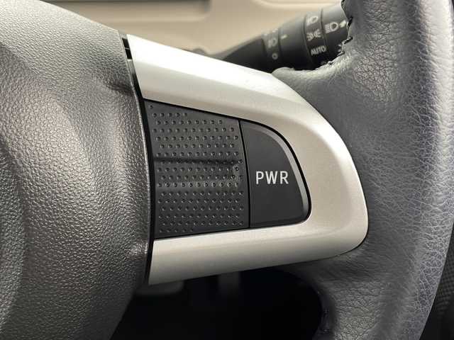 ダイハツ ムーヴ キャンバス G ブラックインテリア リミテッド SAⅢ 宮崎県 2020(令2)年 2.7万km パールホワイトⅢ 禁煙車/衝突被害軽減ブレーキ/純正ディスプレイオーディオ/（DUK-W69D/CD/DVD/Bluetooth/FMAM）/純正セキュリティアラーム/純正LEDオートライト/純正LEDフォグ/純正フロアマット/ブラックインテリア/両側電動スライドドア/パノラミックビューモニター/オートマチックハイビーム/クリアランスソナー/オート電動格納ミラー/オートエアコン/本革巻ハンドル/スマートキー/プッシュエンジンスタート/スペアキー/新車時保証書/取扱い説明書