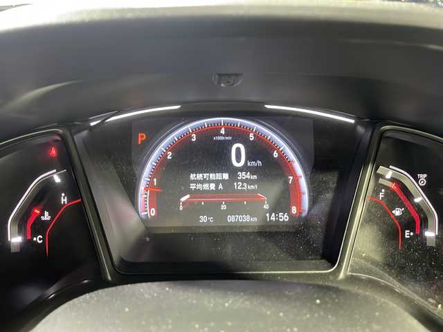 ホンダ シビック ハッチバック 沖縄県 2018(平30)年 8.7万km ホワイトオーキッドパール 禁煙車/ターボ車/衝突軽減ブレーキ/車線逸脱警報/純正ナビ/AM/FM/CD/DVD/ワンセグTV/Bluetooth/バックカメラ/追従式クルーズコントロール/レザーシート/パワーシート/シートヒーター/LEDヘッドライト/純正ドライブレコーダー前方/ビルトインETC/純正18インチアルミホイール/オートライト/保証書/取扱説明書/ABS/カーテンエアバッグ