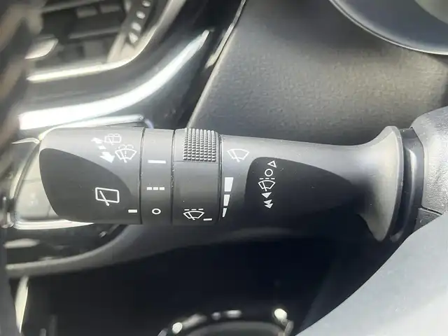 トヨタ Ｃ－ＨＲ S GRスポーツ 島根県 2020(令2)年 2.8万km ブラック/ホワイトパールクリスタルシャイン 2トーン 純正メモリナビ　/フルセグＴＶ　/Ｂｌｕｅｔｏｏｔｈ　/バックカメラ　/ビルトインＥＴＣ　/クルーズコントロール　/ハーフレザーシート/レーンキープアシスト　/衝突軽減システム　/電子パーキングブレーキ/スマートキー/プッシュスタート/盗難防止装置　/純正ＬＥＤヘッドライト　/純正フォグランプ/オートハイビーム　/純正１９インチアルミホイール