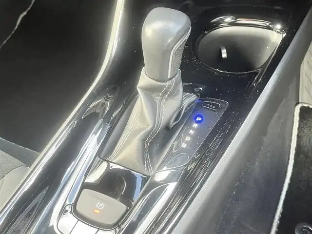 トヨタ Ｃ－ＨＲ S GRスポーツ 島根県 2020(令2)年 2.8万km ブラック/ホワイトパールクリスタルシャイン 2トーン 純正メモリナビ　/フルセグＴＶ　/Ｂｌｕｅｔｏｏｔｈ　/バックカメラ　/ビルトインＥＴＣ　/クルーズコントロール　/ハーフレザーシート/レーンキープアシスト　/衝突軽減システム　/電子パーキングブレーキ/スマートキー/プッシュスタート/盗難防止装置　/純正ＬＥＤヘッドライト　/純正フォグランプ/オートハイビーム　/純正１９インチアルミホイール