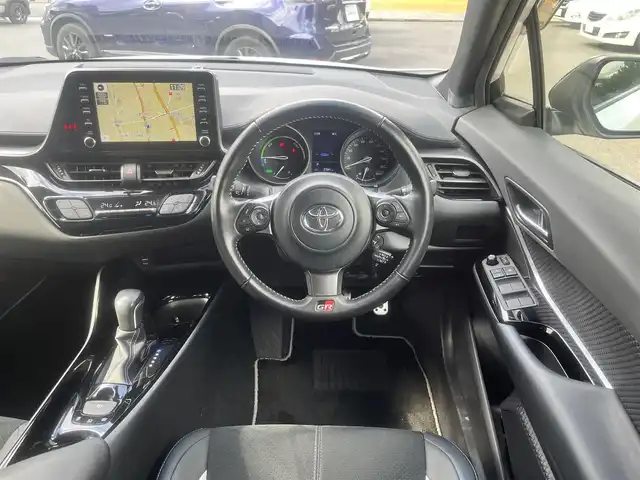 トヨタ Ｃ－ＨＲ S GRスポーツ 島根県 2020(令2)年 2.8万km ブラック/ホワイトパールクリスタルシャイン 2トーン 純正メモリナビ　/フルセグＴＶ　/Ｂｌｕｅｔｏｏｔｈ　/バックカメラ　/ビルトインＥＴＣ　/クルーズコントロール　/ハーフレザーシート/レーンキープアシスト　/衝突軽減システム　/電子パーキングブレーキ/スマートキー/プッシュスタート/盗難防止装置　/純正ＬＥＤヘッドライト　/純正フォグランプ/オートハイビーム　/純正１９インチアルミホイール