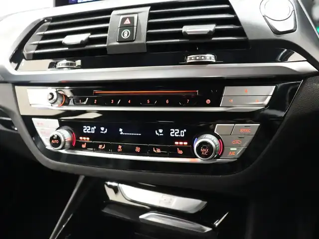 ＢＭＷ Ｘ３ xDrive20d Mスポーツ 静岡県 2020(令2)年 3.7万km アルピンホワイトⅢ 衝突軽減Ｂ　/半革　/ＡＣＣ　/３６０°カメラ　/ＨＵＤ　/ＬＥＤ　/純正ナビＴＶ　/パワーシート／ヒーター／メモリ　/ワイヤレス充電　/純正１９ＡＷ　/社外ドラレコ　/電動リアゲート　/ＣＤ／ＤＶＤ再生可