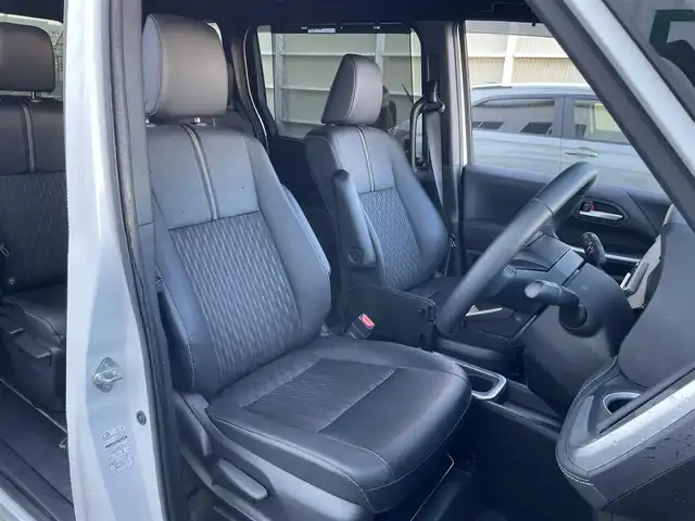 トヨタ ノア ハイブリッド S－Z 東京都 2024(令6)年 2.2万km ホワイトパールクリスタルシャイン 純正ナビ　/Ｂｌｕｅｔｏｏｔｈ　/ＣＤ　/ＤＶＤ　/フルセグＴＶ　/ＵＳＢ　/バックカメラ　/モデリスタフルエアロ　/フリップダウンモニター　/追従型クルーズコントロールシステム　/ＥＴＣ２．０　　/純正アルミホイール/ABS/横滑り防止装置/コーナーセンサー/レーンアシスト/とう純正ナビ　/Ｂｌｕｅｔｏｏｔｈ　/ＣＤ　/ＤＶＤ　/フルセグＴＶ　/ＵＳＢ　/バックカメラ　/モデリスタフルエアロ　/フリップダウンモニター　/追従型クルーズコントロールシステム　/ＥＴＣ２．０　　/純正アルミホイール/ABS/横滑り防止装置/コーナーセンサー/レーンアシスト